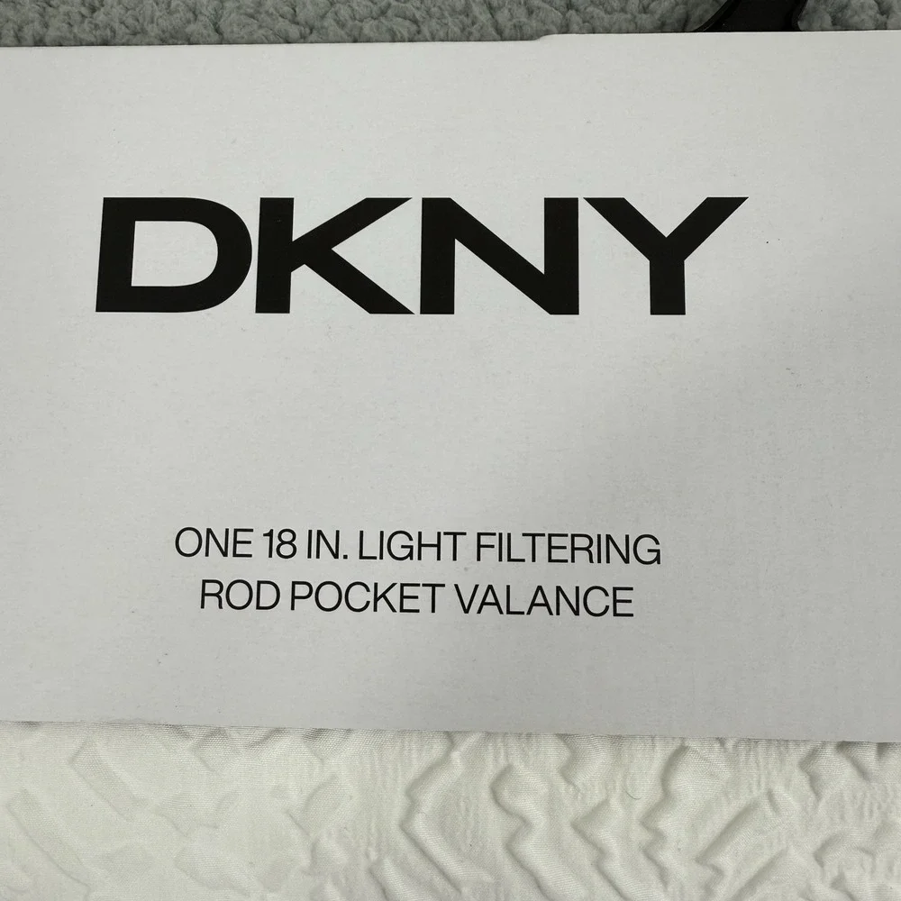 DKNY Spark Microsculpt Pleated Valance‎ White Light Filtering 50